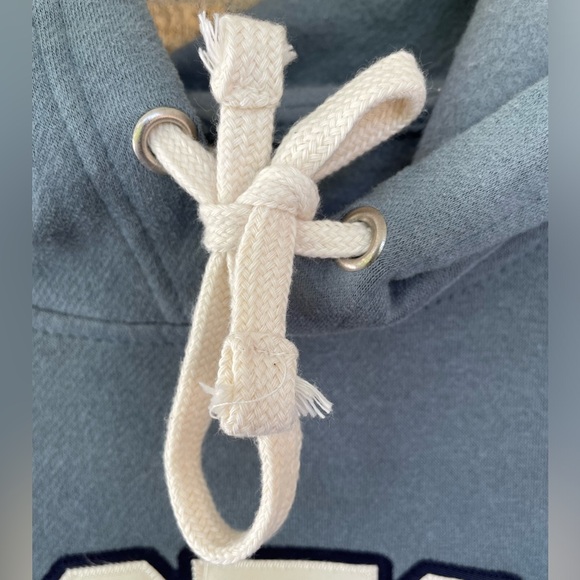 Boston Massachusetts Est. 1630 Embroidered Hoodie Sweatshirt with Pocket - Picture 7 of 11